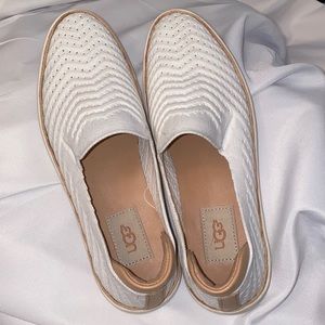 UGG Sammy Wavy Slip on shoes